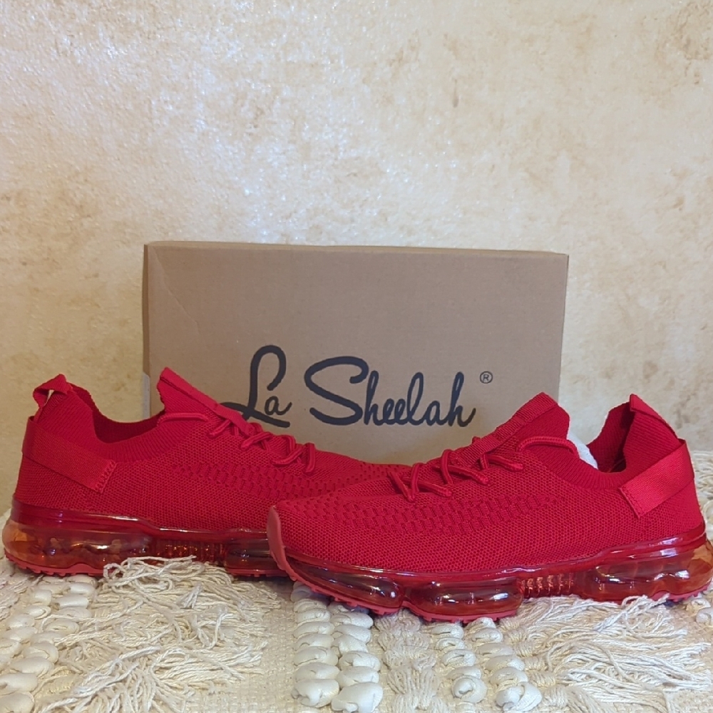 La Sheelah NIB Red Sneakers 6.5